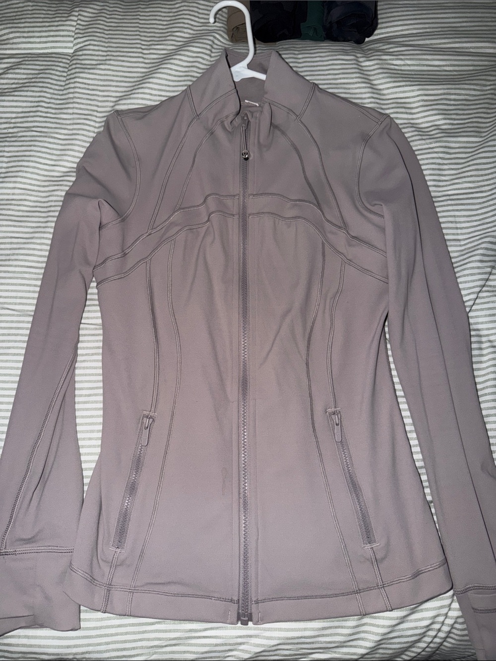 lululemon athletica Mauve grey define jacket